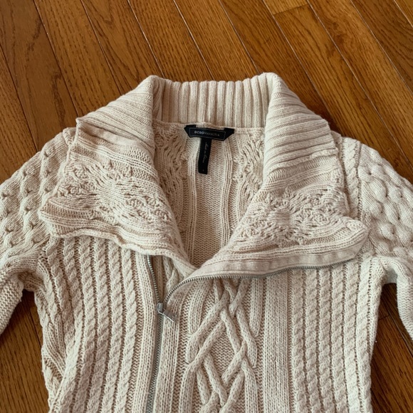Beautiful warm sweater - Picture 12 of 14